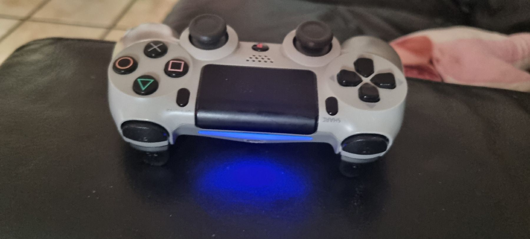 Controller: Playstation 4 Controller 20th anniversary – Nuovo (secondo la descrizione) da Allschwil venduto da NDSS9483 1