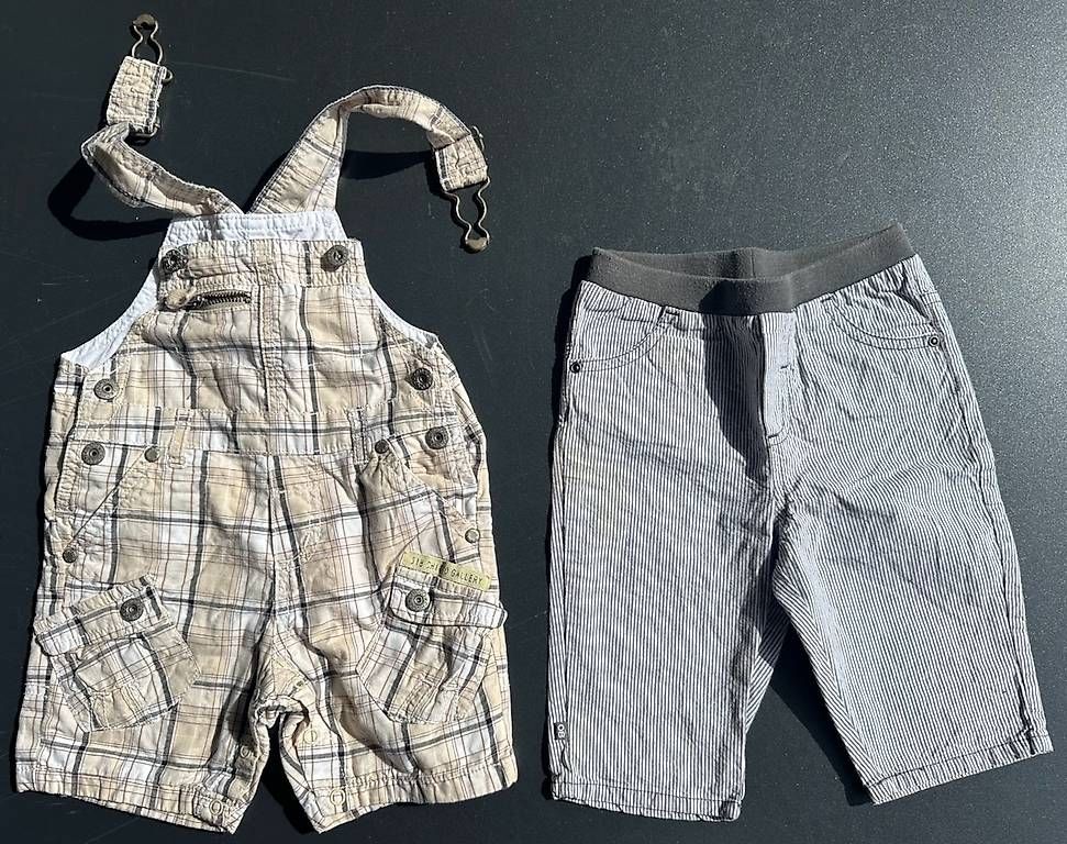 Pantaloni: 2 pantalons (6 mois) – Usato da Petit-Lancy venduto da vaj_1213