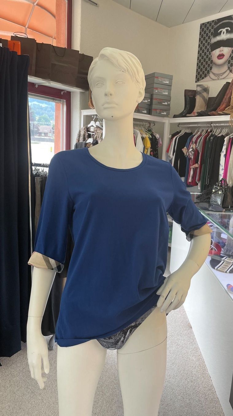 Burberry T-shirt: Burberry T-Shirt – Nuovo e nell'imballaggio originale da Lachen SZ venduto da HelvetiaLuxury 2
