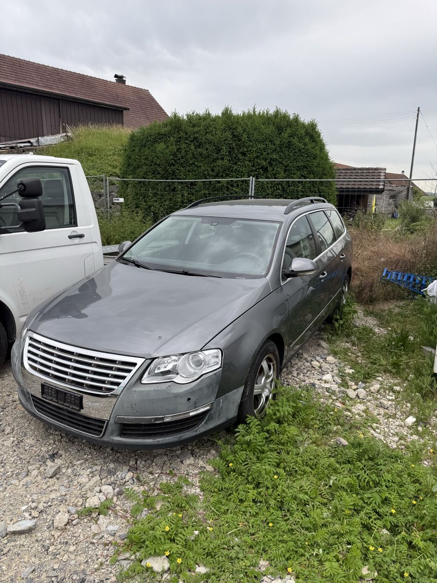 VW Automobili: Vw passat 2.0TDI – Difettoso da Marly venduto da lab_665j