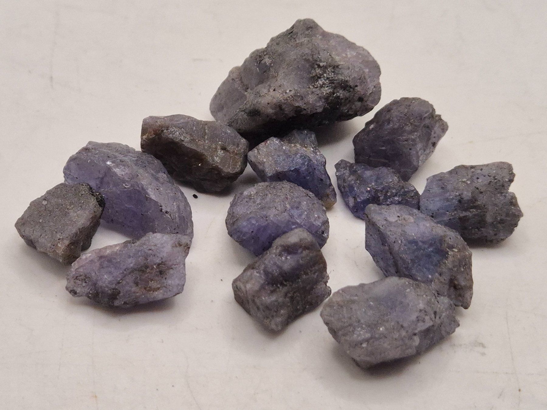 Pietre preziose: LOT  Tansanit;  Merelani, Tansania 91.7ct. – Nuovo e nell'imballaggio originale da Winterthur venduto da LukasMineralienOase