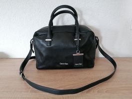 Original Calvin Klein MUST BOWLING Handtasche schwarz