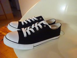 TURNSCHUHE * SNEAKERS * GRÖSSE 46 * NEU * SOMMER-SCHUHE