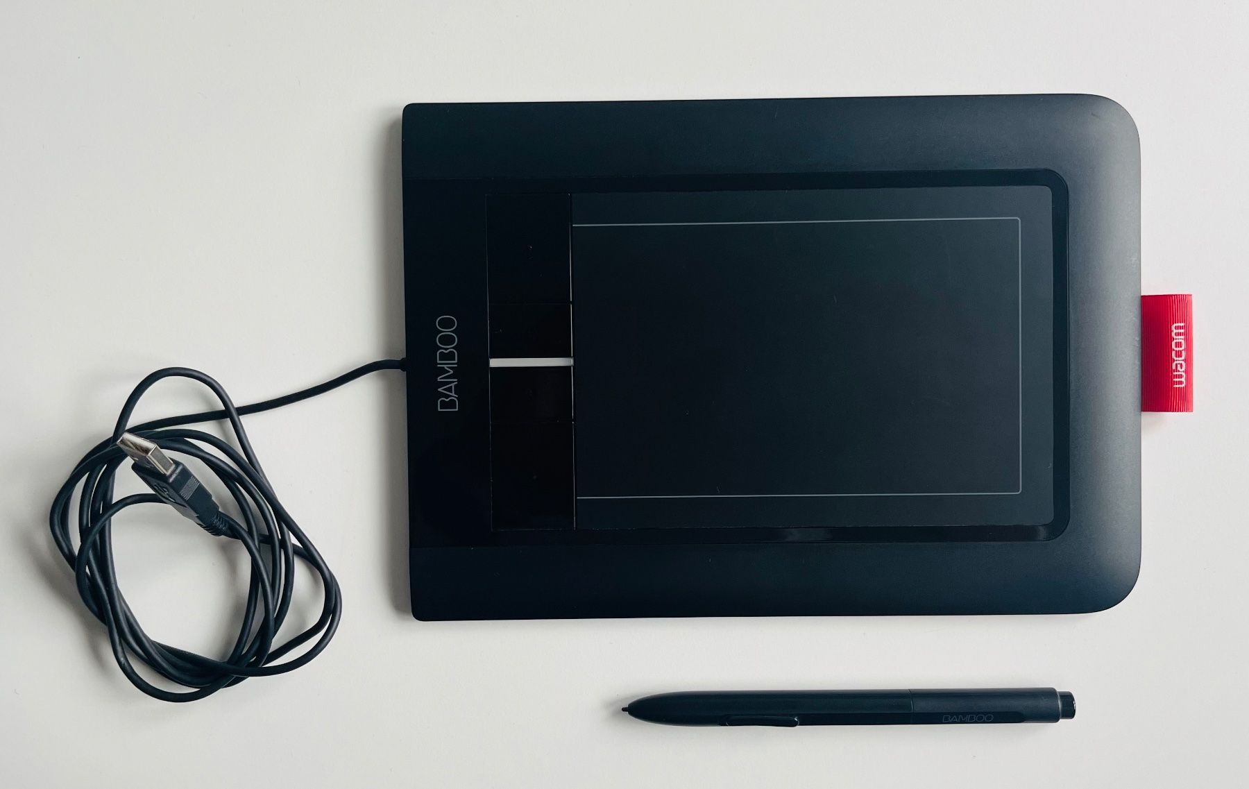 Wacom Tablet PC: Grafiktablet Wacom Bamboo Pen & Touch CTH-460 – Gebraucht aus Horgen von Waho