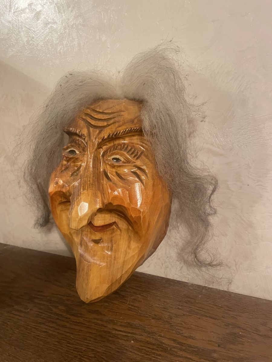 Skulpturen & Statuen: Krienser Holz Dekor Maske Kriens – Gebraucht aus Vallamand von Bricbracbroc82 1