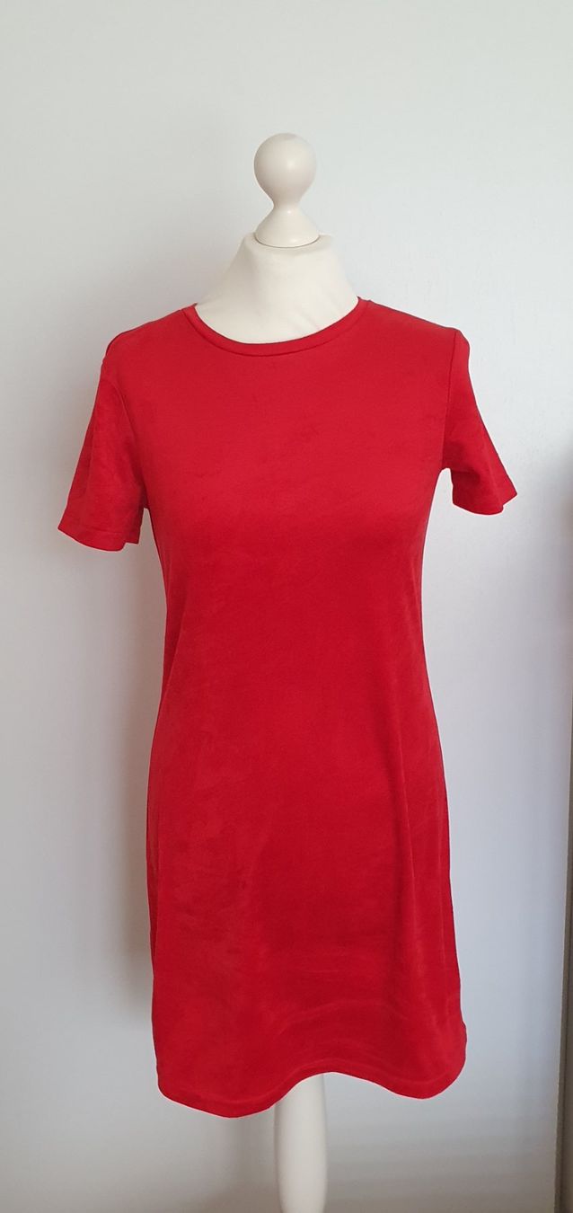 Zara Vestiti: Kleid Veloursoptik Grösse 34, rot. – Nuovo (secondo la descrizione) da Stansstad venduto da InStyle8