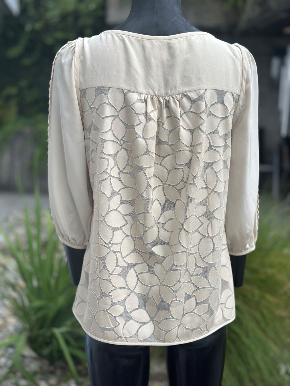 Blusen: Elegante Sommerbluse, beige, Gr. 38, Spitze, – Gebraucht aus Zufikon von Modestil365 4