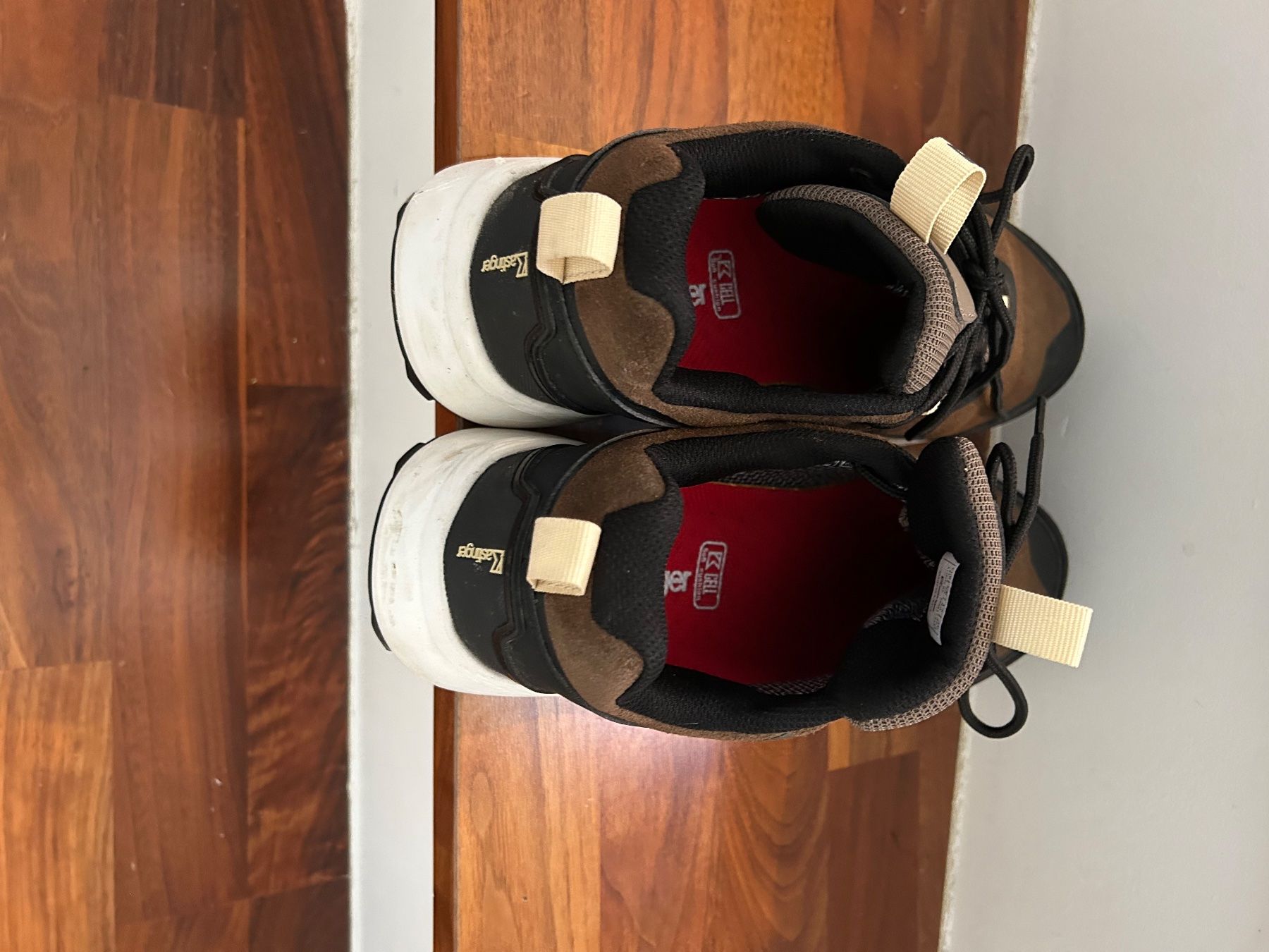 Scarpe da uomo: Outdoorschuhe Wandersche Kastinger Gr. 41 – Usato da Eglisau venduto da loumops 5