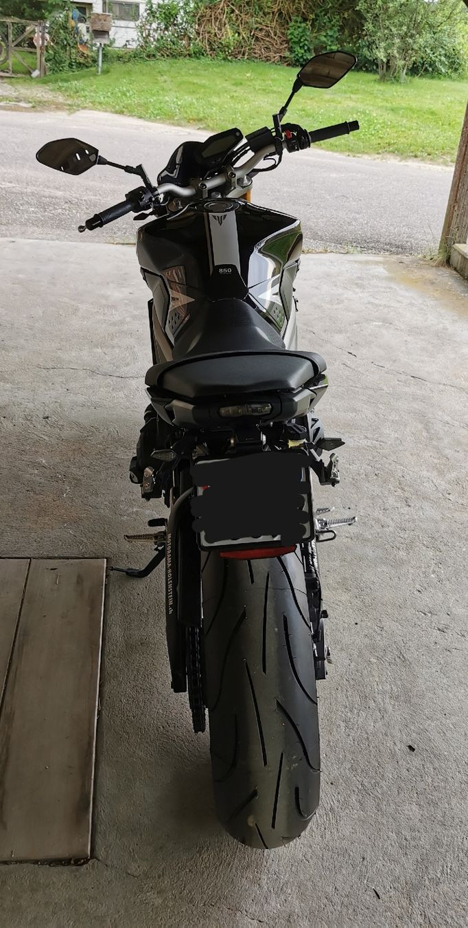 Yamaha Strada: Yamaha MT-09 ABS – Usato da Vordemwald venduto da Kspurs 3
