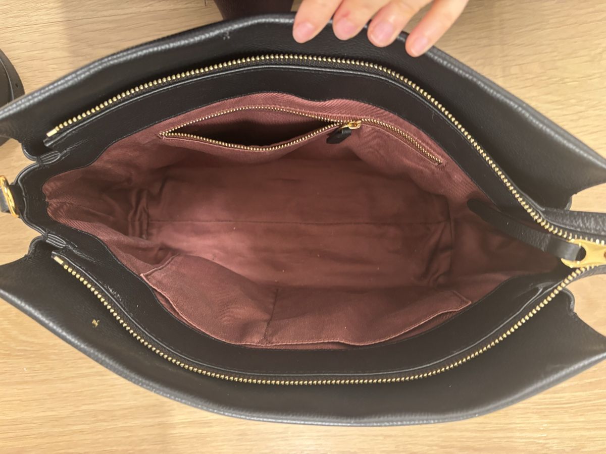 Coccinelle Borse da donna: Coccinelle Boheme, medium, schwarz – Usato da Schönenberg ZH venduto da CorsoBaccarini 4
