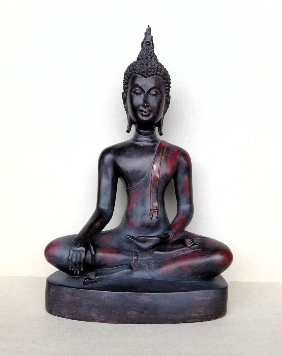 Skulpturen & Statuen: Thailändische Buddha Statue – Gebraucht aus Alpnach Dorf von MZ001
