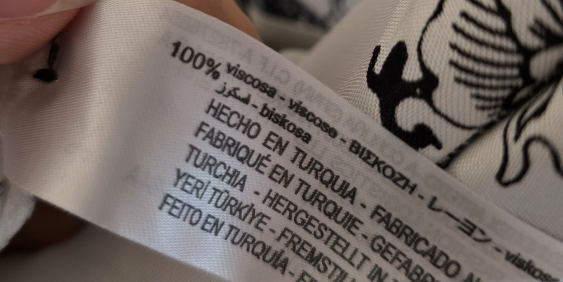Bershka Camicette: Bershka Bluse mit Drachenmuster / Gr. S – Nuovo (secondo la descrizione) da Rheinfelden venduto da Julanna 2