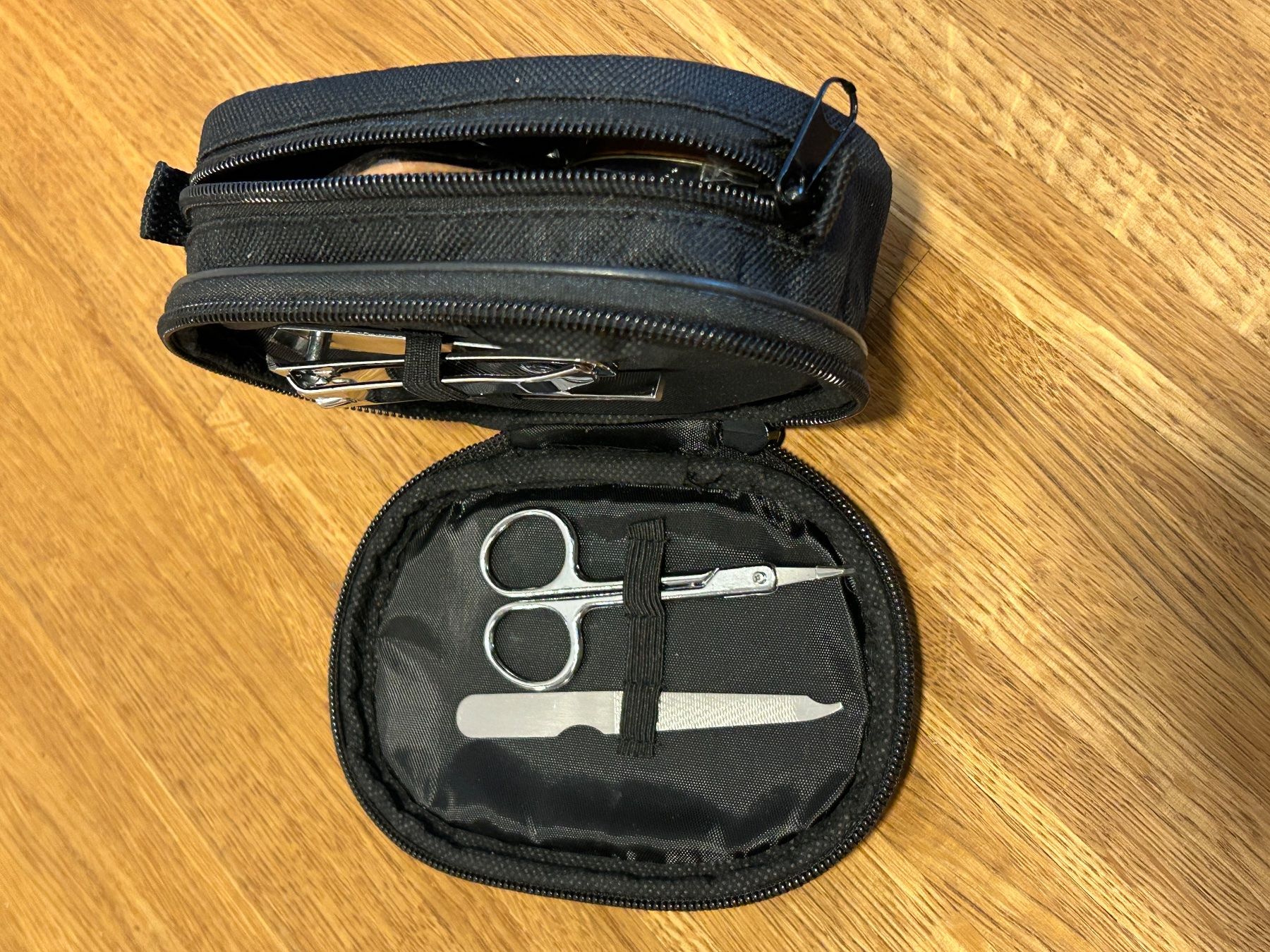 Kosmetikkoffer: Reisekit Necessaire - Manicur-Set / Schuhputz-Set – Neu (gemäss Beschreibung) aus Küsnacht ZH von filo_fila8700 6