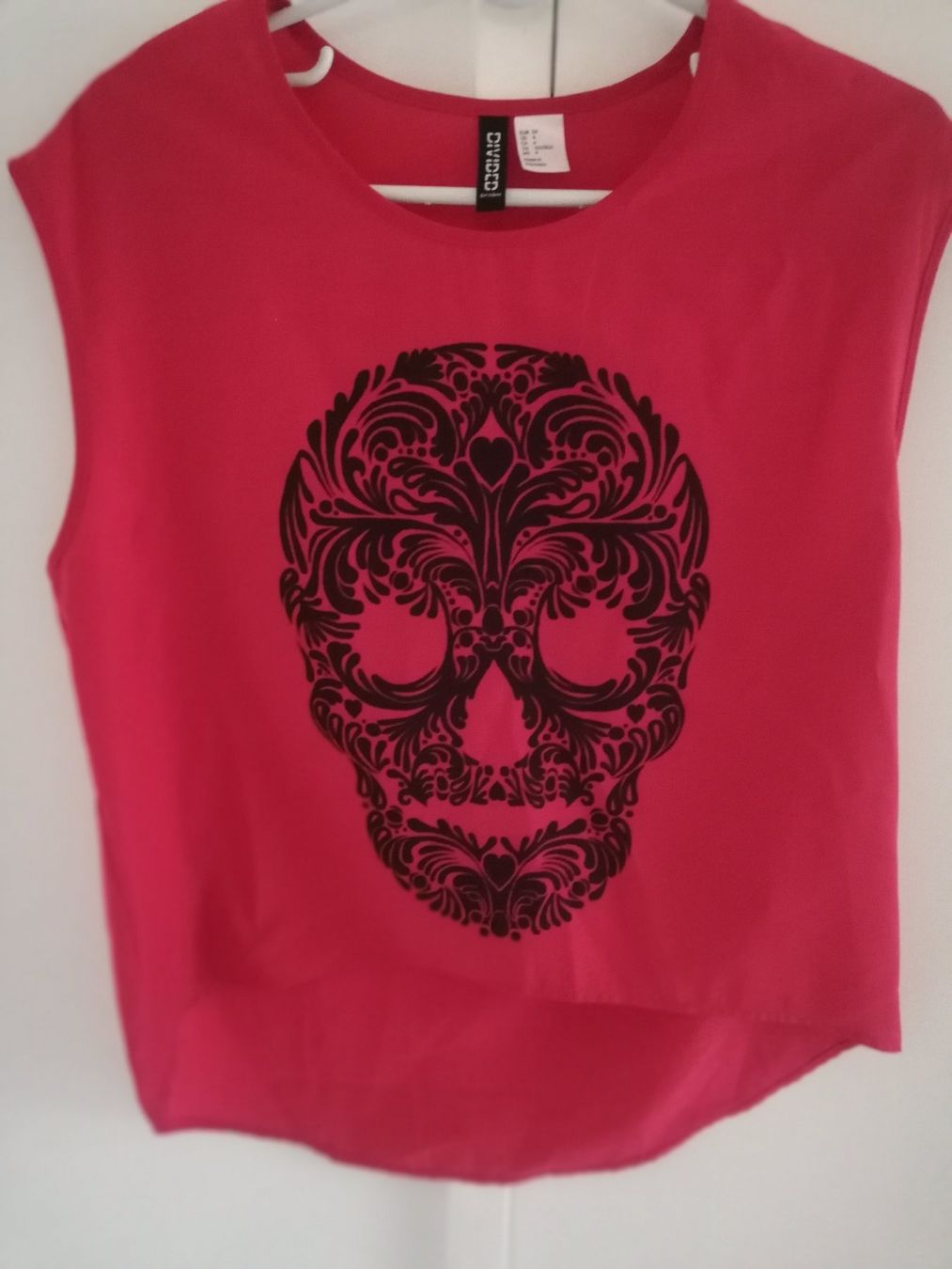 H&M Top: H&M TOP – Usato da Steinhausen venduto da ellako