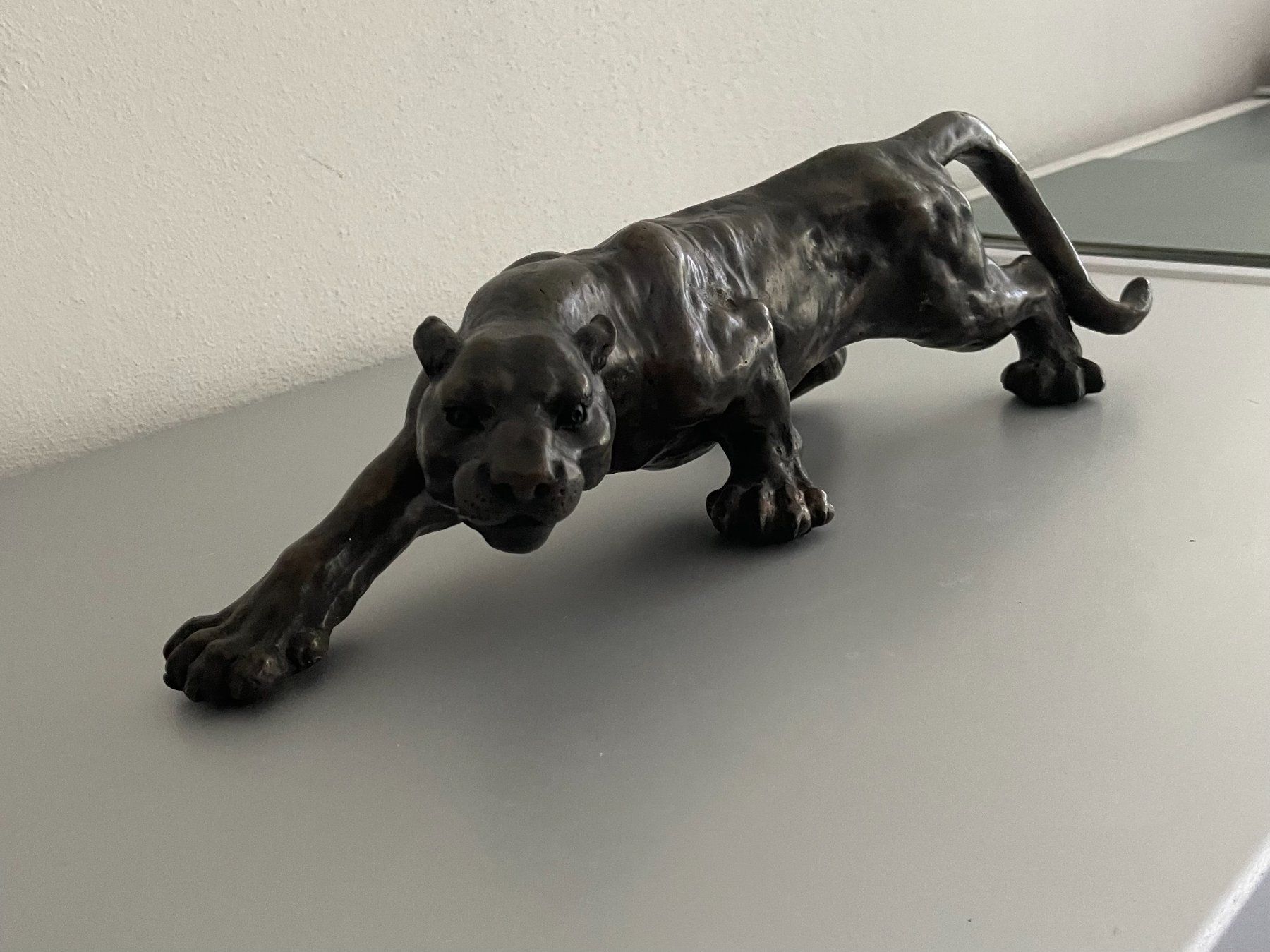 Figurines: Bronzefigur schleichender Panther, sign. Milo – D'occasion à Dietlikon par Porlezza