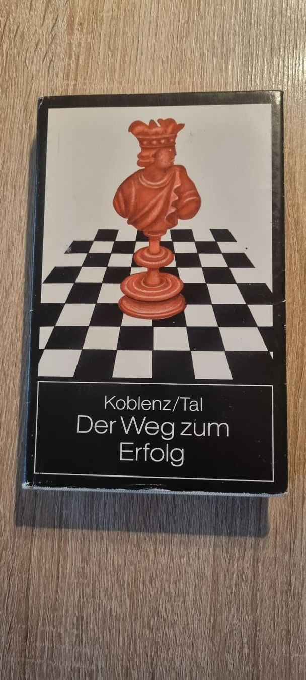 Libri: Schachbuch der Weg zum Erfolg – Usato da Muttenz venduto da Langerochade