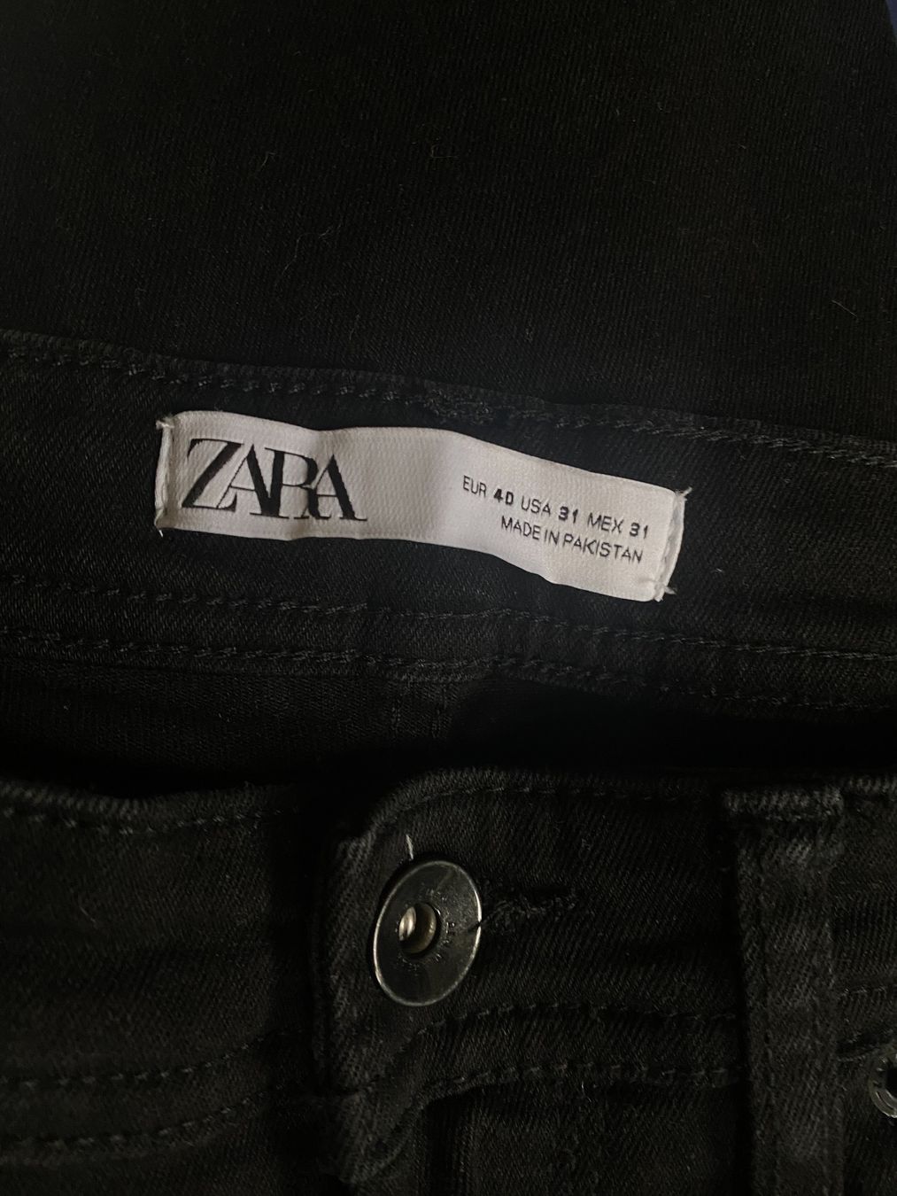 Zara Jeans: Zara black men’s jeans – Usato da Zürich venduto da daria_m 3
