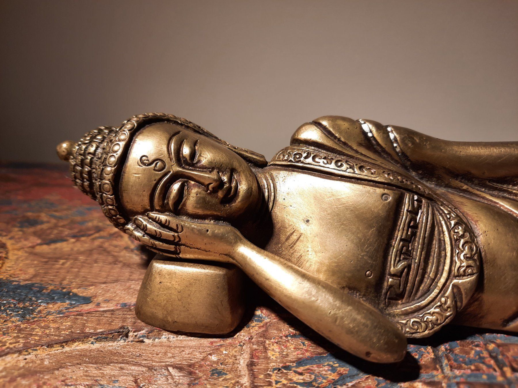 Sculture & Statue: Buddha Messing massiv 27 cm / 1 kg – Nuovo (secondo la descrizione) da Lenggenwil venduto da Unique_