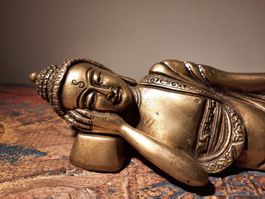 Buddha Messing massiv 27 cm / 1 kg