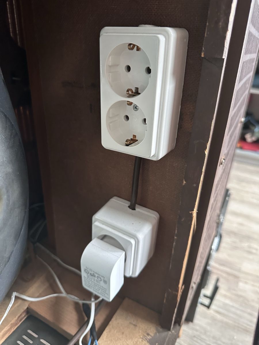 Televisori: Gaetz Mandarin Fernseher Lampe – Usato da Reichenburg venduto da Sannyblume 6