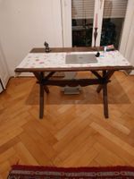 Table en bois - CHF 0