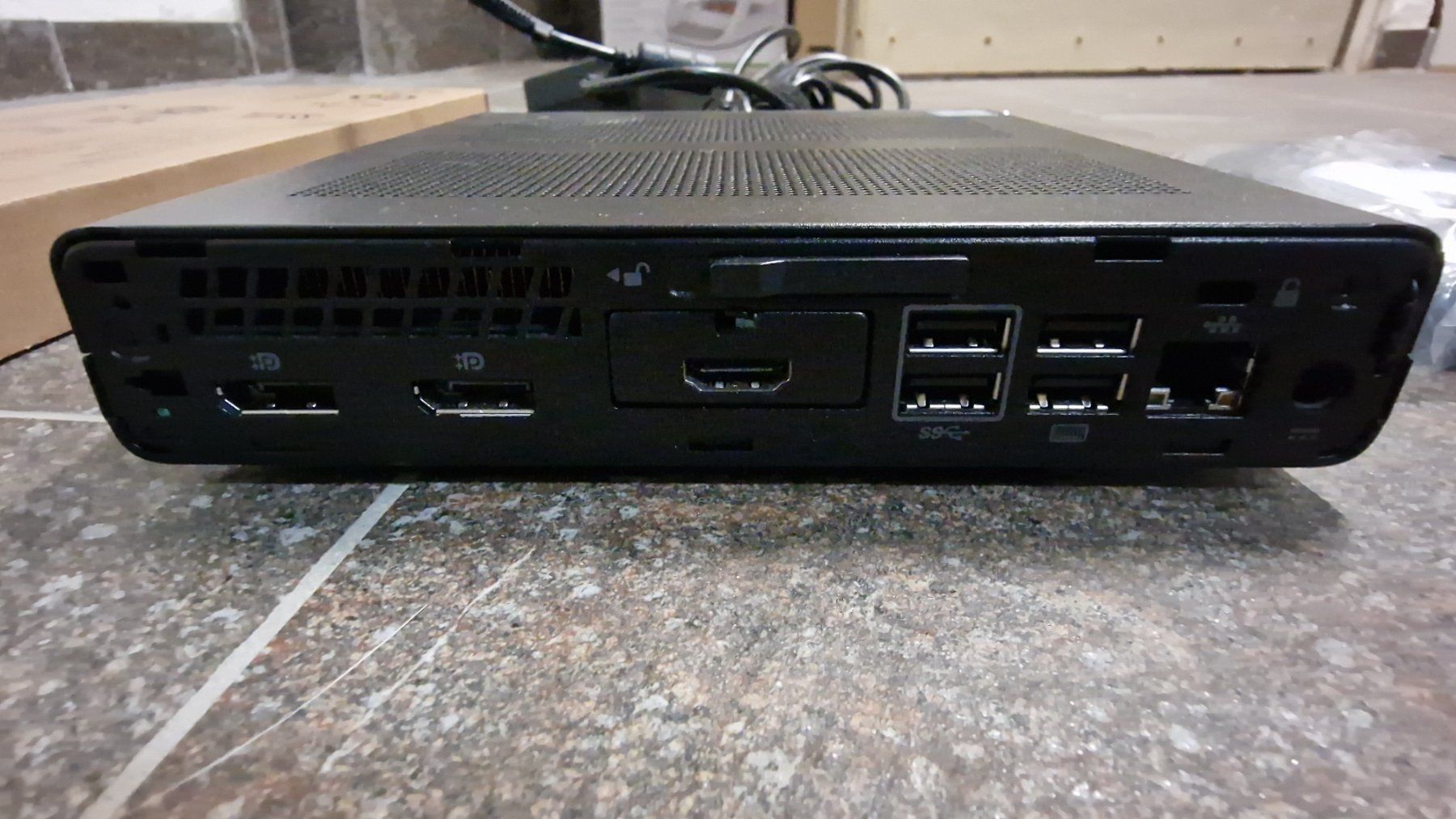 Hewlett Packard PC: HP MiniDesktop G3 komplett – Usato da Bern venduto da Skiper 2