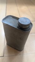 alte Ölkanne aus Metall