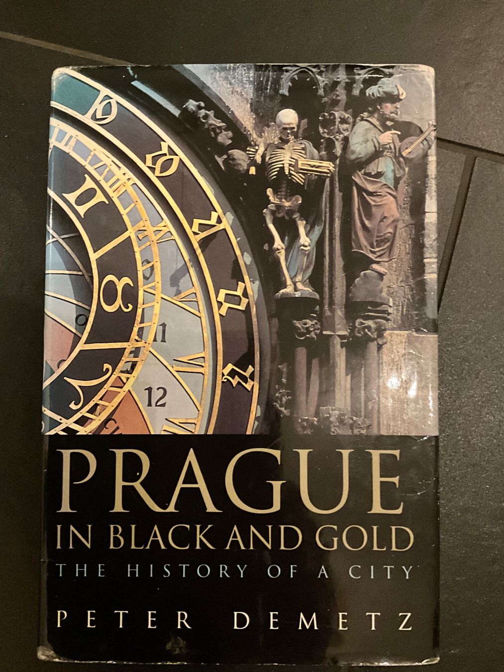 Libri: 3 books about PRAGUE / CZECHOSLOVAKIA – Usato da Zürich venduto da lisa.alessia93 2