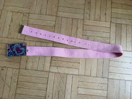 Trendiger, rosa Gürtel mit Glitzer-Herz, Länge 85 cm
