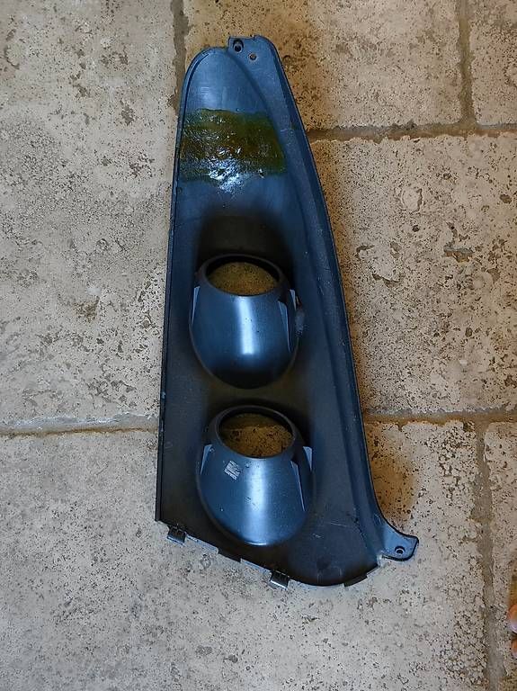Smart Tutti pezzi di ricambio auto: Cache phare avant droite Smart Roadster – Usato da Bournens venduto da Ph0en1x 1