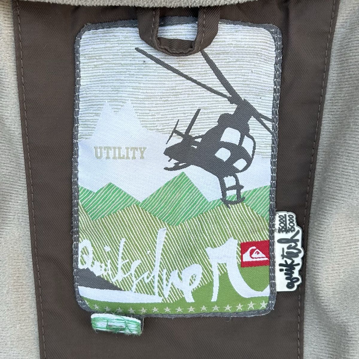 Quiksilver Giacche: Quiksilver Ski/Snowboard Jacket – Usato da brent venduto da fukusapes 5