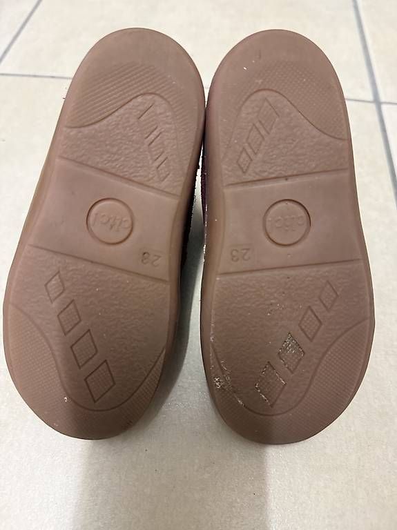 Schuhe für Jungen: Winterschuhe, Winterstiefel, Grösse 23 – Gebraucht aus Pfäffikon ZH von ste_dd2v 2