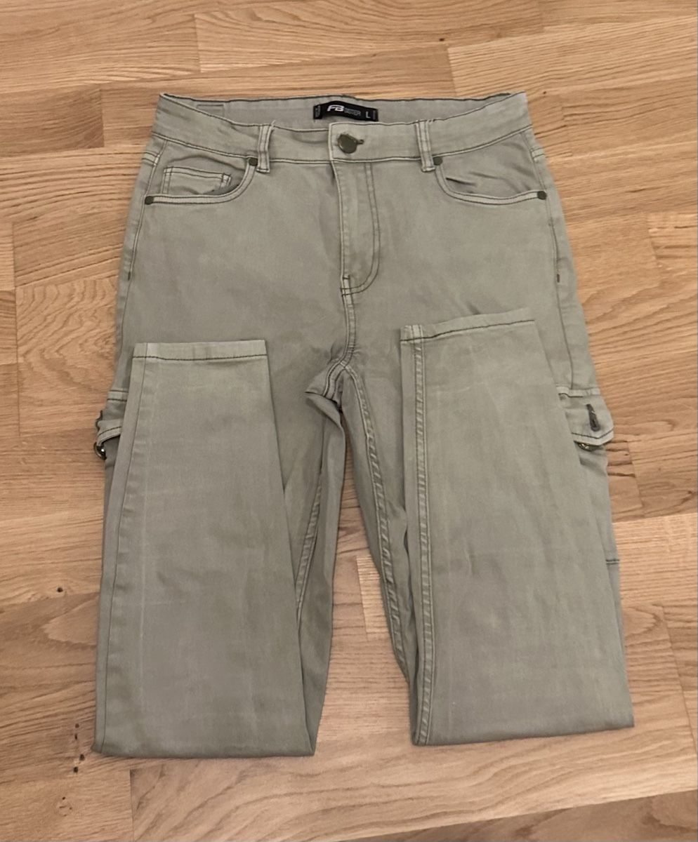 Pantaloni: New Yorker Damen Hose – Usato da Bern venduto da akl_sy9s 1