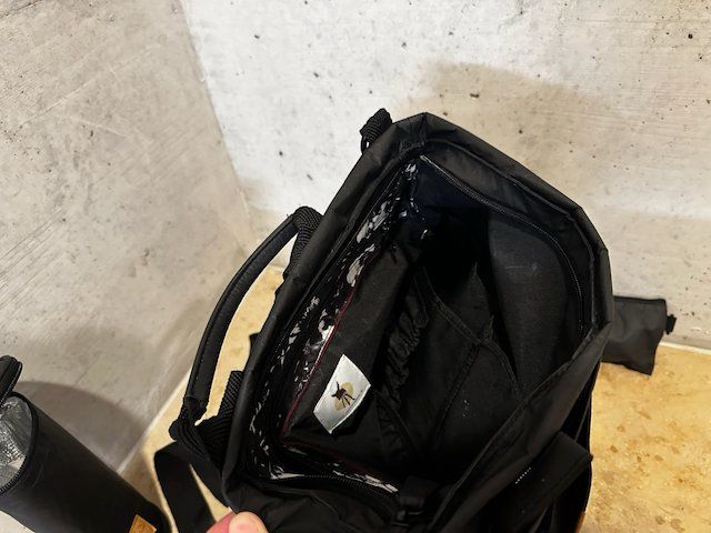 Lässig Rucksäcke: Lässig Wickelrucksack "Rolltop Backpack" schwarz, 3-teiliges – Gebraucht aus Bassersdorf von schustbn 1