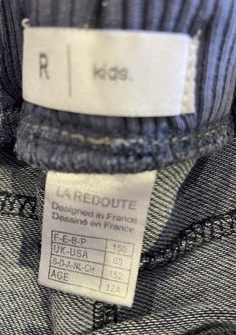 La Redoute Hosen: Jeans style Sarouel, taille 12 ans – Gebraucht aus Martigny-Croix von jen_t9fp 1