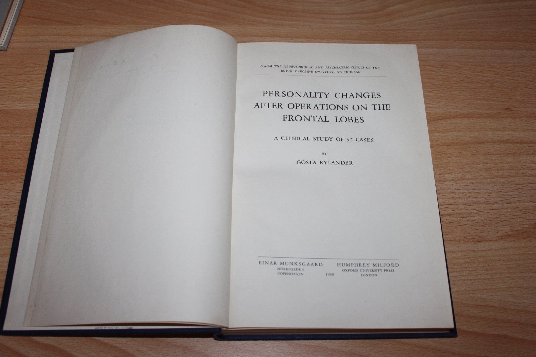 Bücher: Personality Changes after Operations on the Frontal Lobes – Gebraucht aus Urdorf von Buchprofi 1