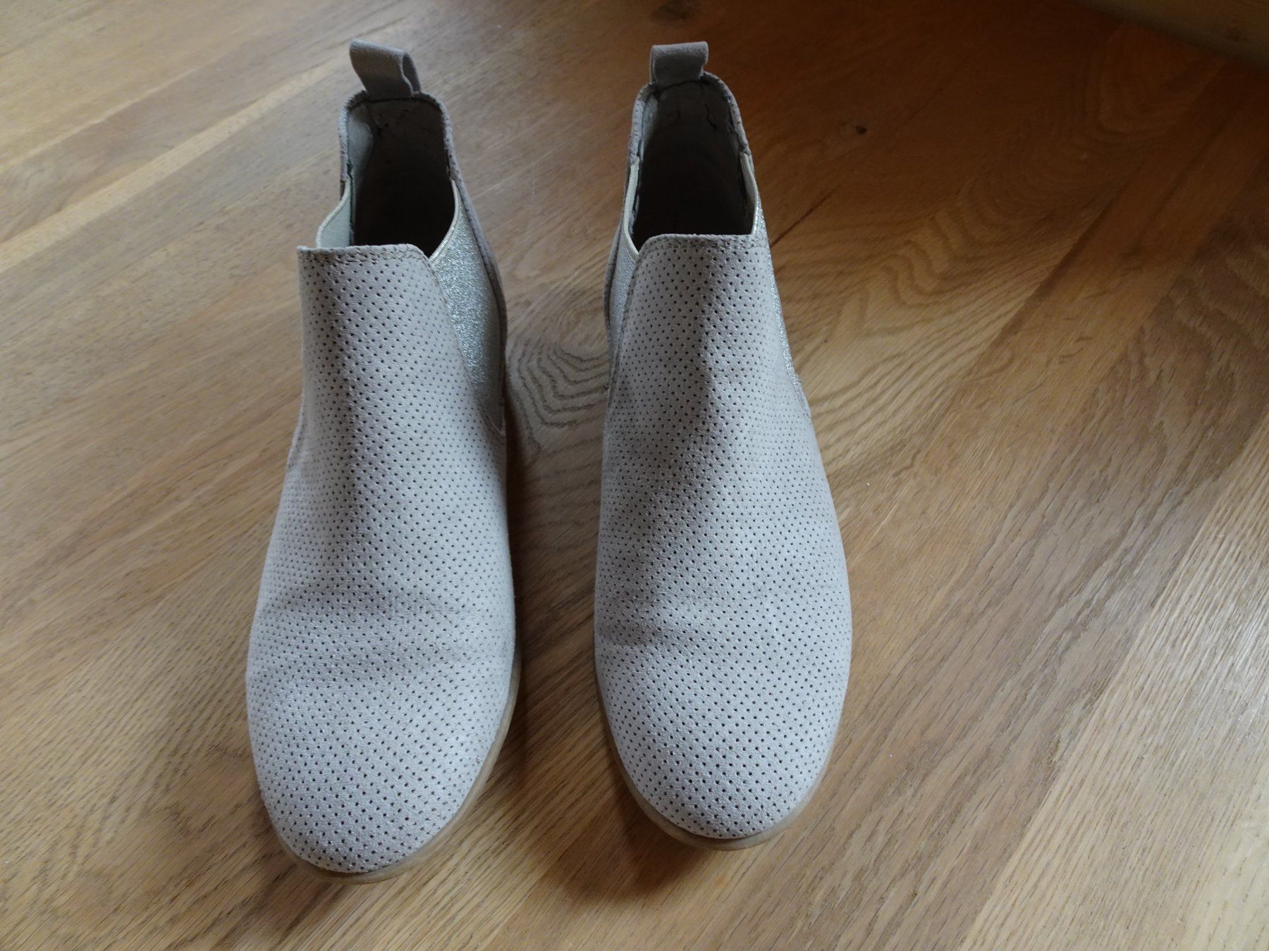 Graceland Scarpe da donna: Graceland Stiefelette beige - silber Gr. 36 - 260282 – Usato da Küssnacht am Rigi venduto da Schuhe-Secondhand 2