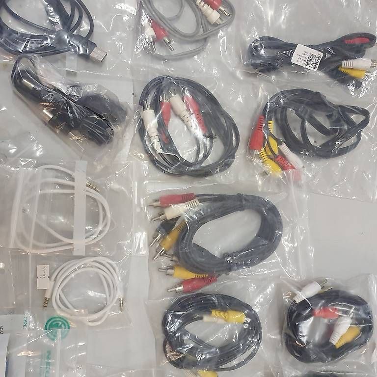 Cavi: Div. KABEL SO WIE ABGEBILDET – Usato da Rieden AG venduto da Wirth03 2