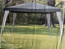 Gomera Pavillon (2.4x2.4/3x3M) Grüne/Weisse – Neuwertig