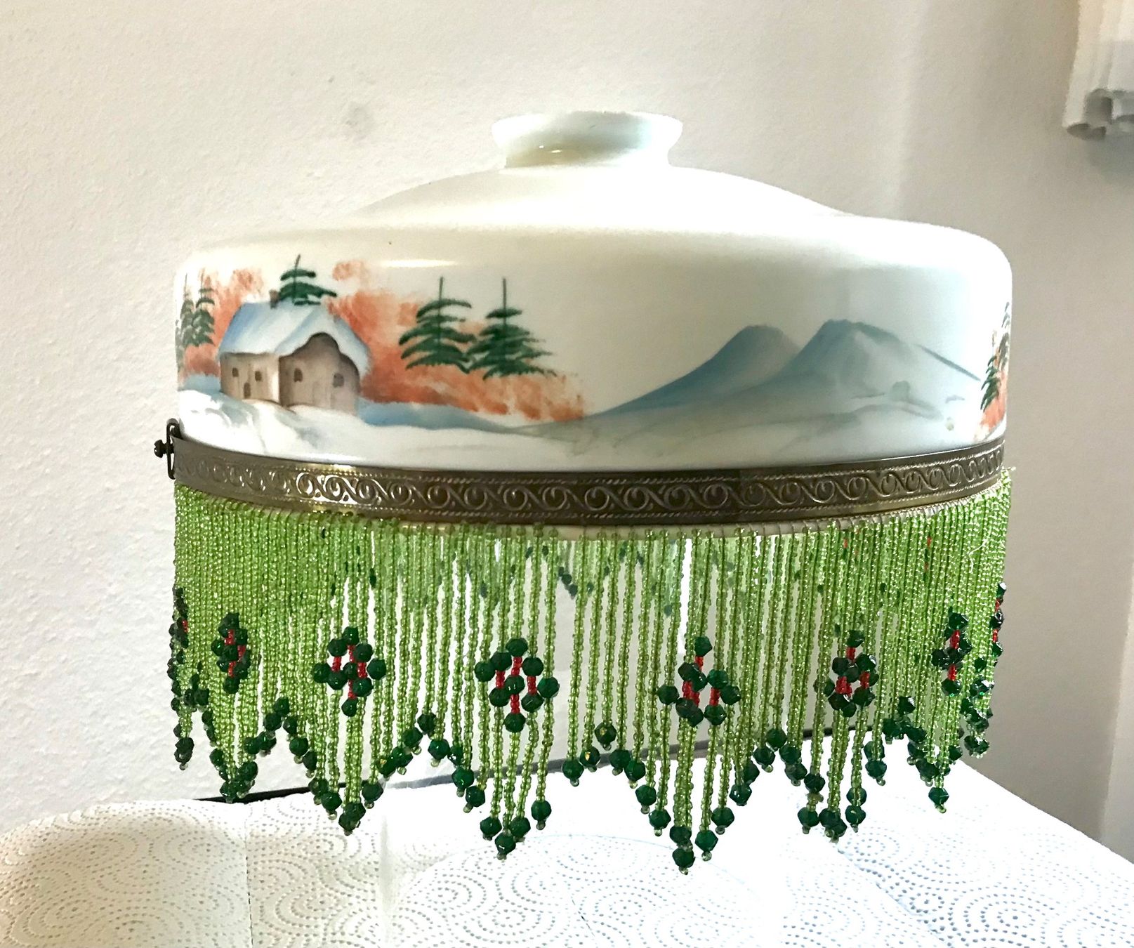 Paralumi: Lampenschirm mit Winterlandschaft & Perlenbehang – Usato da Füllinsdorf venduto da unda2