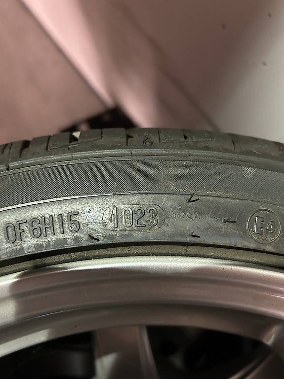 Cerchioni: Felgen mit Pneu – Usato da Schenkon venduto da IrisWenger 1