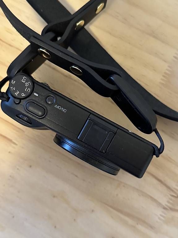 Fotocamera: Ricoh GR III Urban Edition Kit – Usato da Zürich venduto da hartmann.r 1