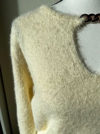 Flauschiger Winterpullover, creme, Gr. m, neuwertig!