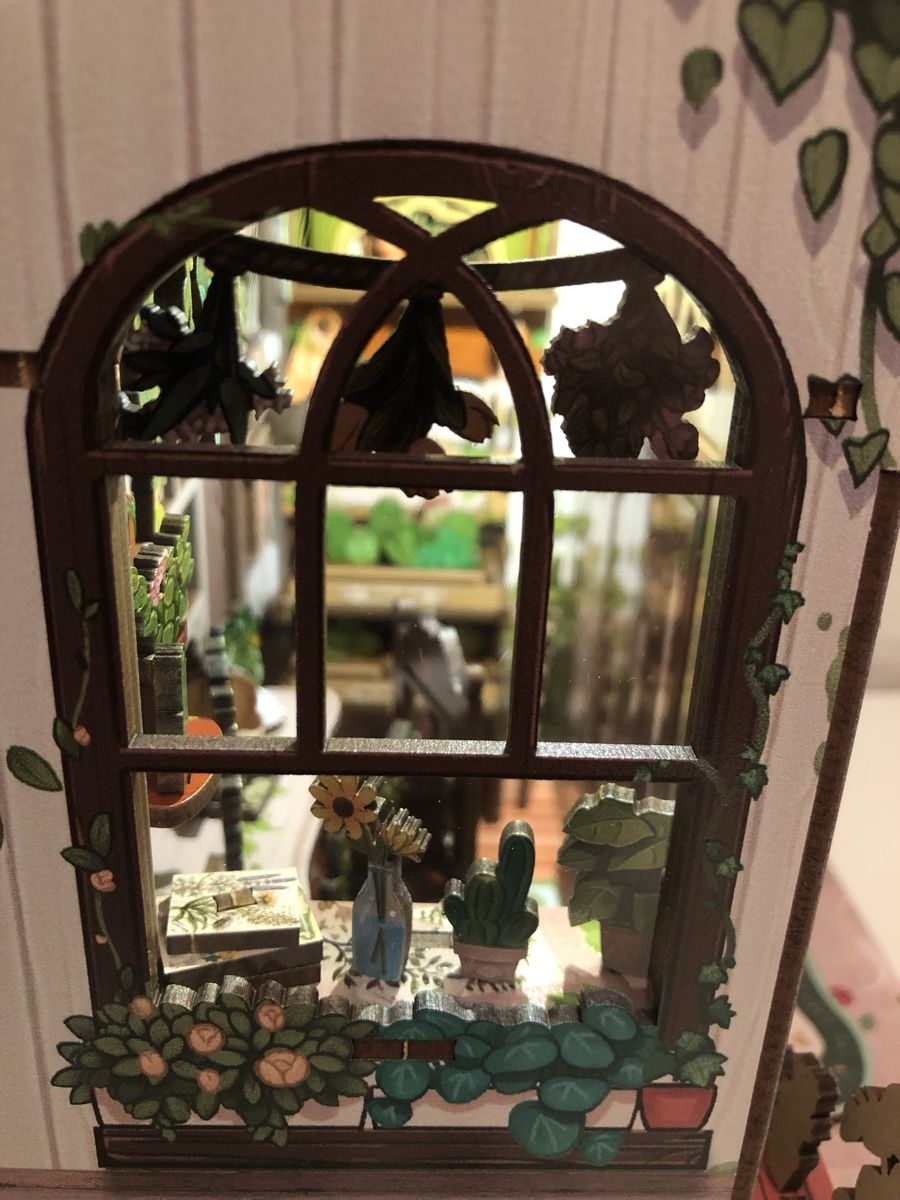 Tutte le decorazioni: Green Life Bookshop - Book Nook – Usato da Zollikofen venduto da DelNero 6