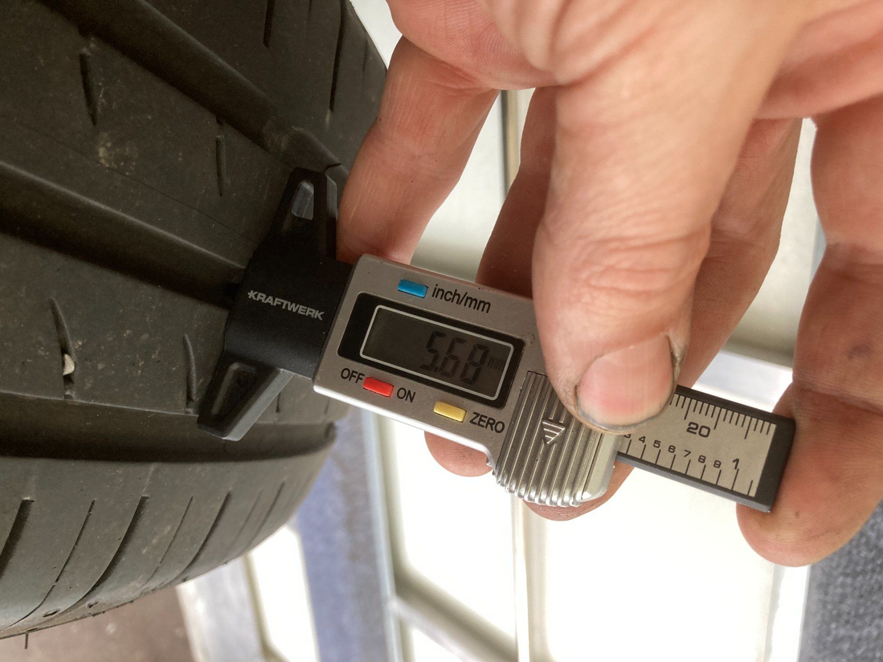 Pneumatici & Ruote complete: 185/65R15 Sommerpneu – Usato da Cham venduto da Cham6332 5