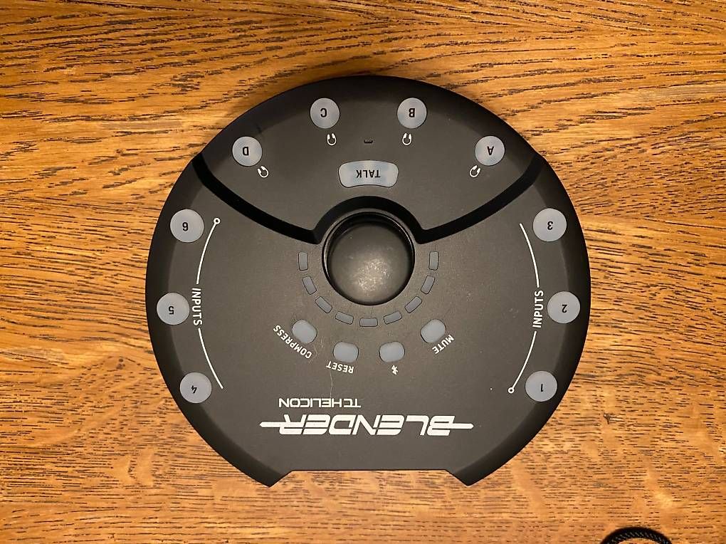 Attrezzatura per studi di registrazione: Audio-Interface TC HELICON BLENDER (6 Stereo Eingänge) – Usato da Buchs AG venduto da Tobiasnoseda 3