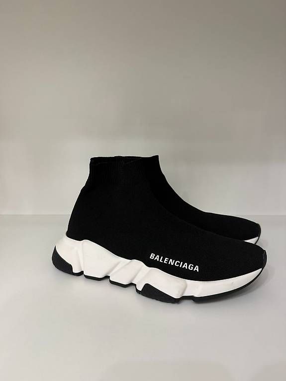 Balenciaga Scarpe da donna: Balenciaga Speed – Nuovo (secondo la descrizione) da Zürich venduto da ffeti