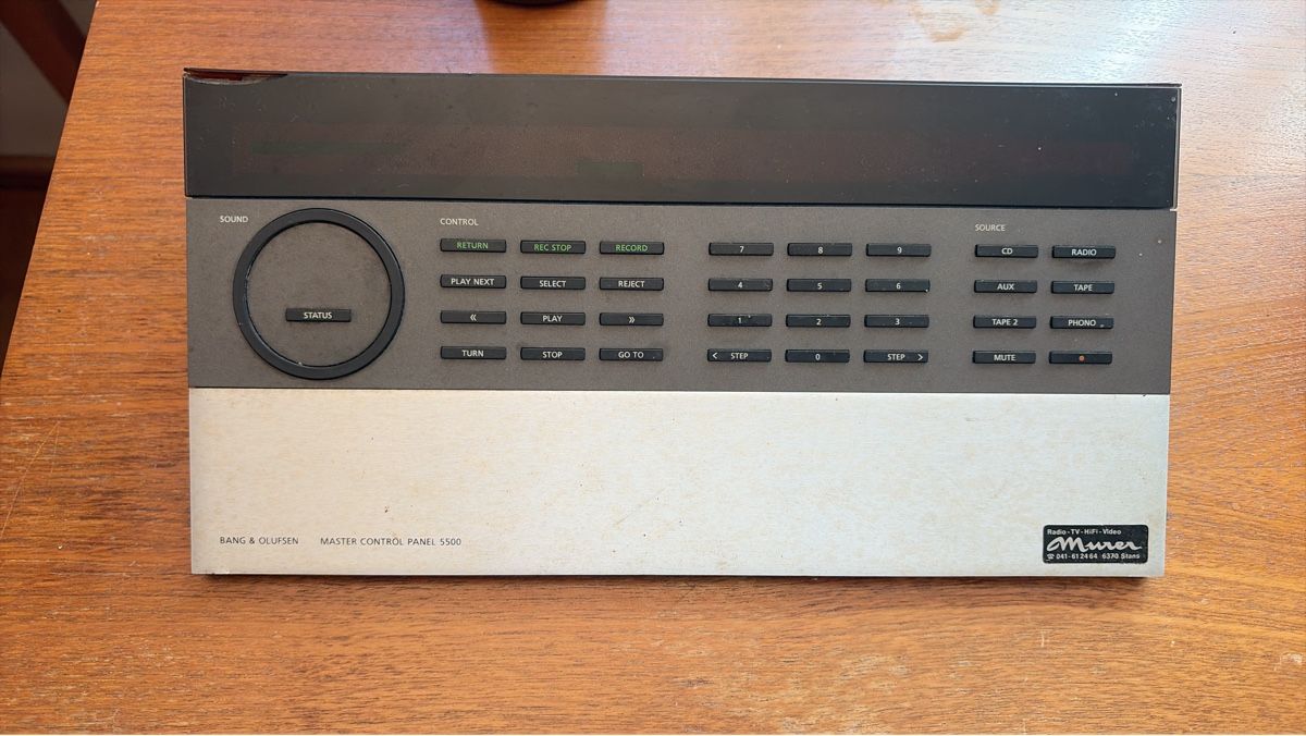 Bang & Olufsen Fernbedienungen: Bang & Olufsen Master Control Panel 5500 gebraucht defekt  – Defekt aus Luzern von Meteli