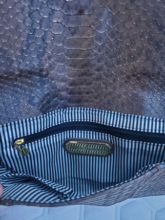 Schicke Damen Clutch Abendtasche Schlangenoptik neuwertig