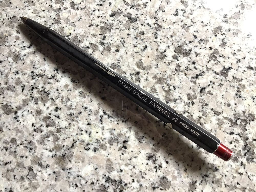 Portamine Caran D'Ache Fixpencil - Design Classico Con Temperino Integrato - Colori Assortiti - Foto 5